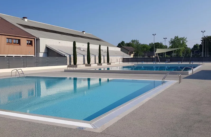 Piscine du Camping Del Padel